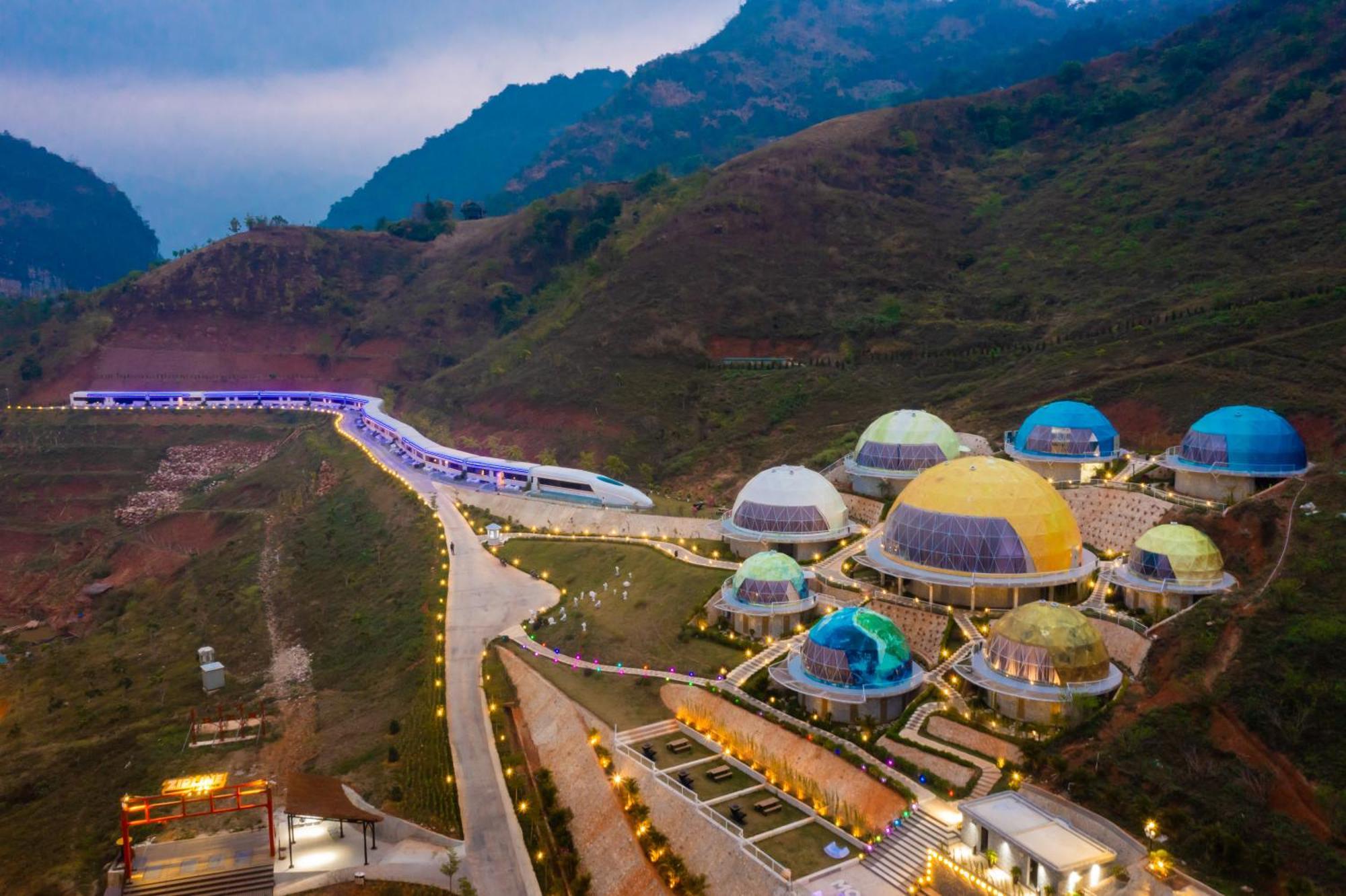 Moc Chau Island Mountain Park And Resort - Nebula Glamping Екстериор снимка